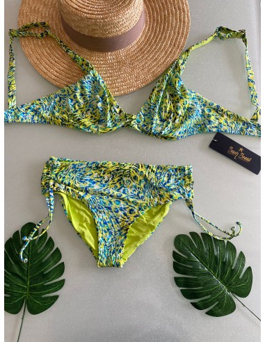 Bikini con ferretto Beach Brasil fantasia color
