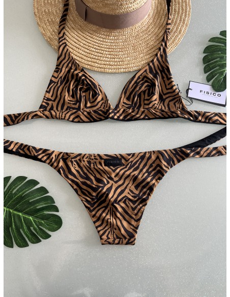 Costume reg.triangolo Fisico animalier