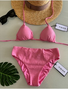 Bikini a triangolo Fisico 2