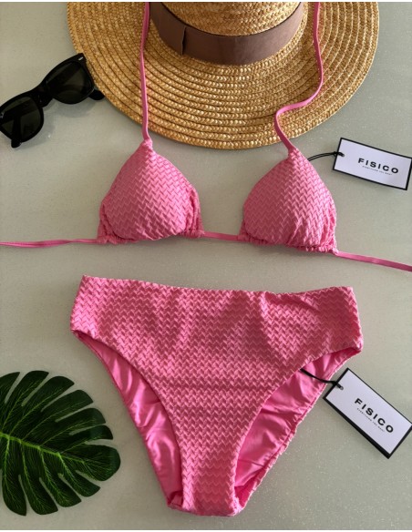 Bikini a triangolo Fisico