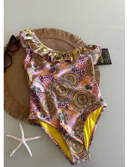 Intero bimba 4Giveness