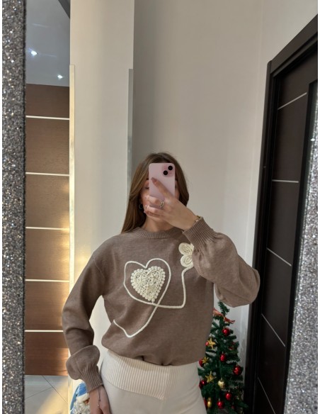 Pull con ricami