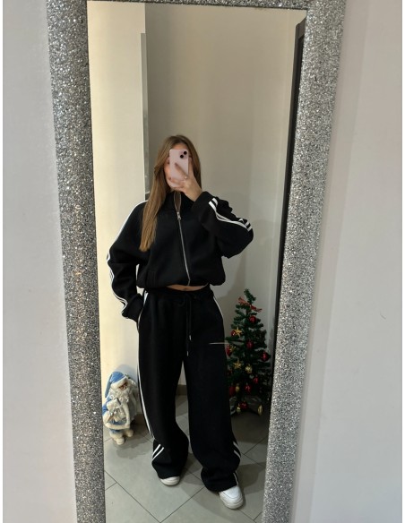 Coordinato tuta con strisce