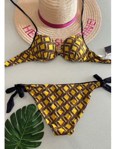 Bikini giallo Bisbigli
