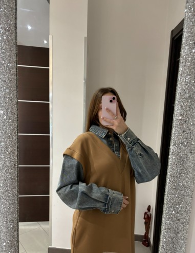 Abito corto in tessuto scuda e jeans...