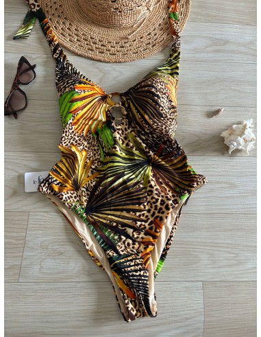 Intero Indonesia Le foglie