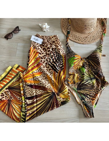 Intero Indonesia Le foglie