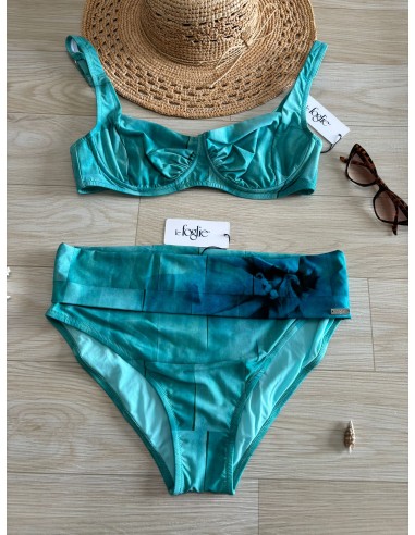 Bikini Saturnia Le foglie