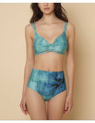 Bikini Saturnia Le foglie