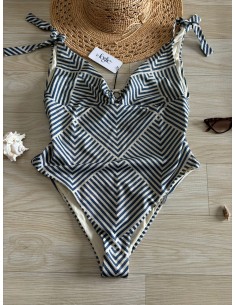 Intero Biarritz Le foglie