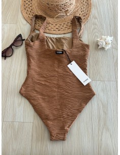 Intero raw wood Sundek 2