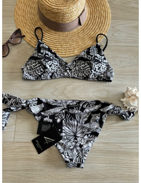 Bikini a top 4Giveness