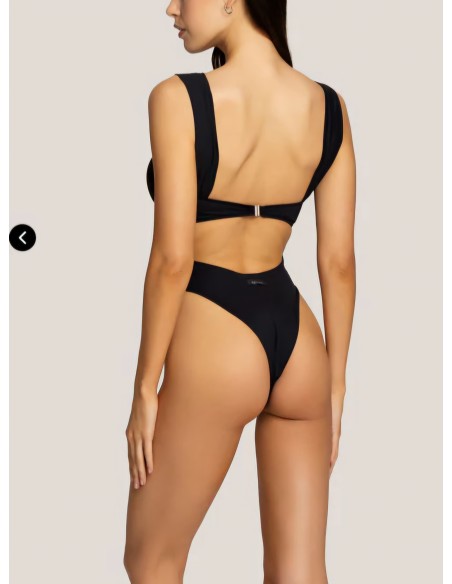 Intero leone 4Giveness