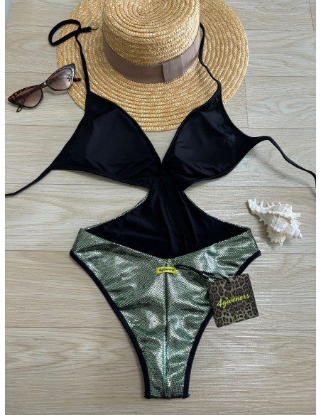 Intero verde 4Giveness