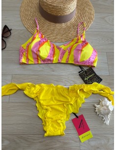 Bikini a top 4Giveness