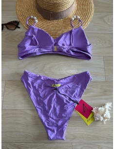 Bikini a top 4Giveness 2