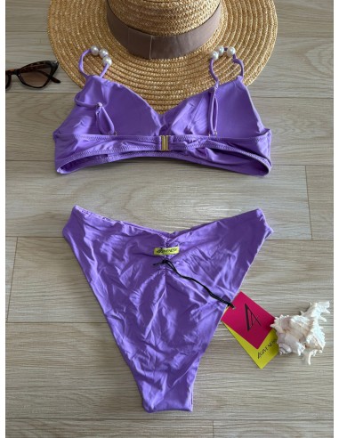 Bikini a top 4Giveness