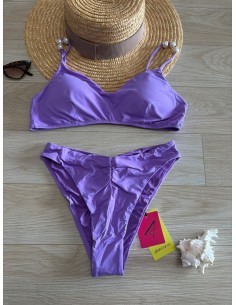 Bikini a top 4Giveness