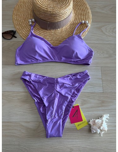 Bikini a top 4Giveness